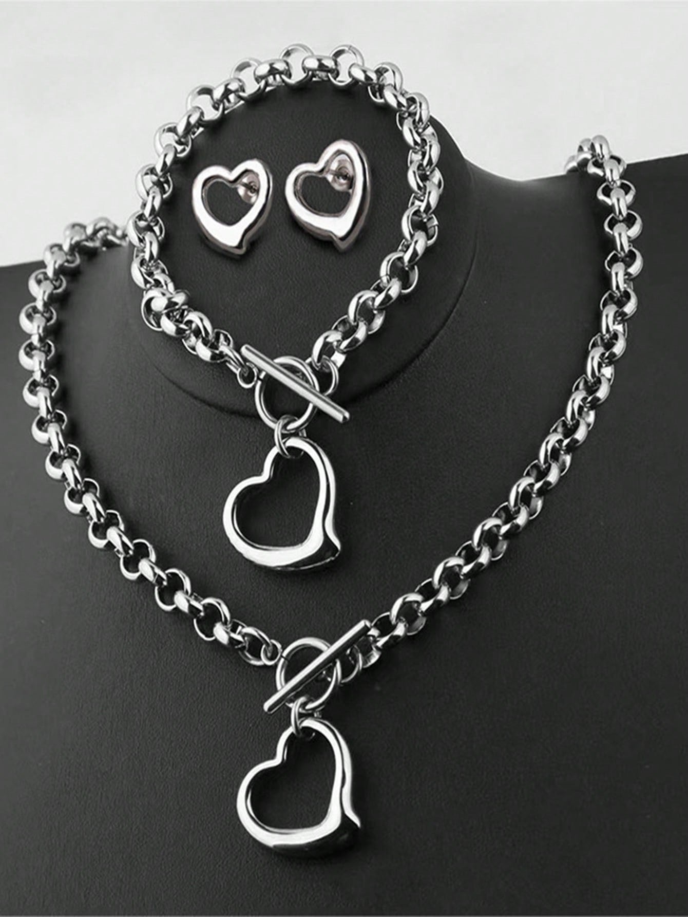 Heart shape set