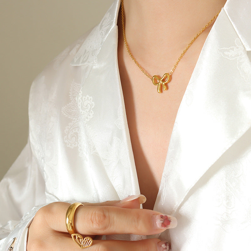 Coquetica Necklace